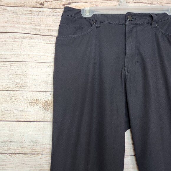 Lululemon Men's Everyday Pant Black Size 34 Golf Walking Casual Pockets Zipper - Picture 5 of 15